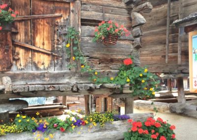 Le village de Grimentz fleuri